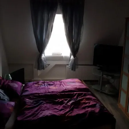 Schwarzer Adler Mit 3 Schlafzimmern Und 2 Wc Apartment