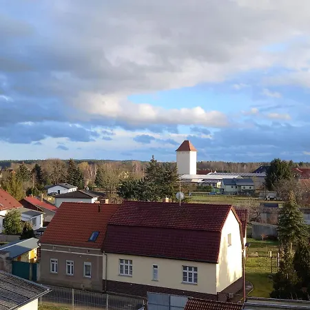 Schwarzer Adler Mit 3 Schlafzimmern Und 2 Wc *