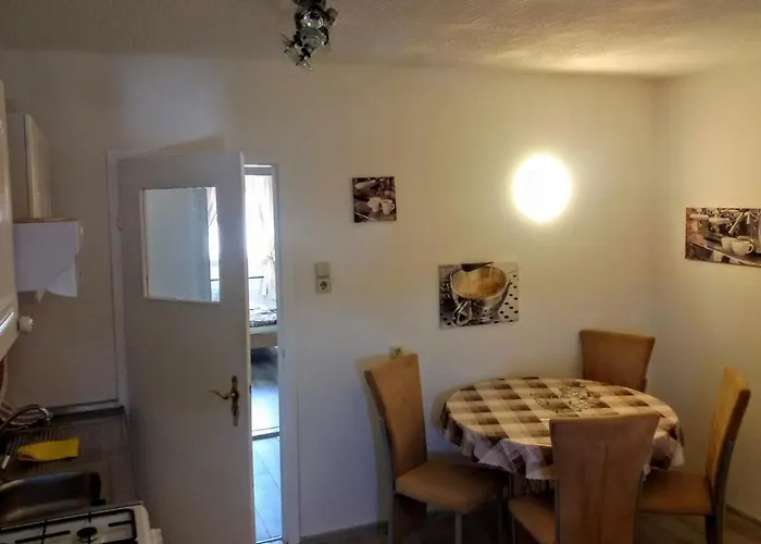 Apartament Schwarzer Adler Mit 3 Schlafzimmern Und 2 Wc