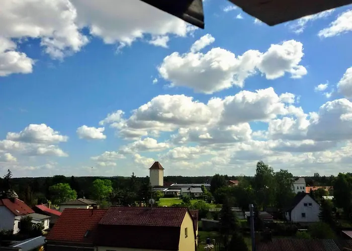 Schwarzer Adler Mit 3 Schlafzimmern Und 2 Wc Apartament